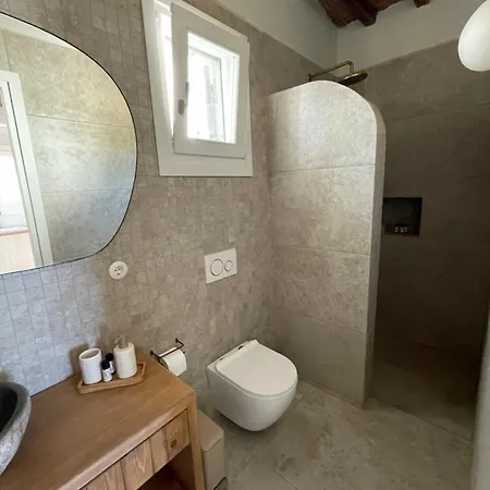 Kisari Chorio Double Apartment *